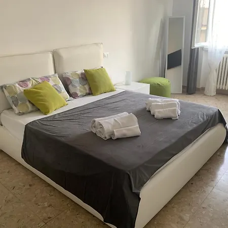 Residenza Piso 23 Apartment *